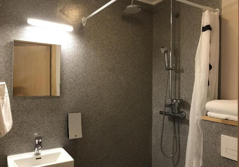 اتاق استاندارد یک نفره, Hvammstangi Guesthouse