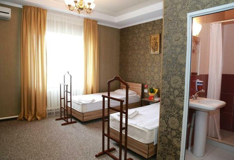 اتاق استاندارد, Kausar