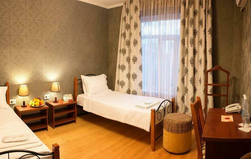 اتاق استاندارد, Kausar