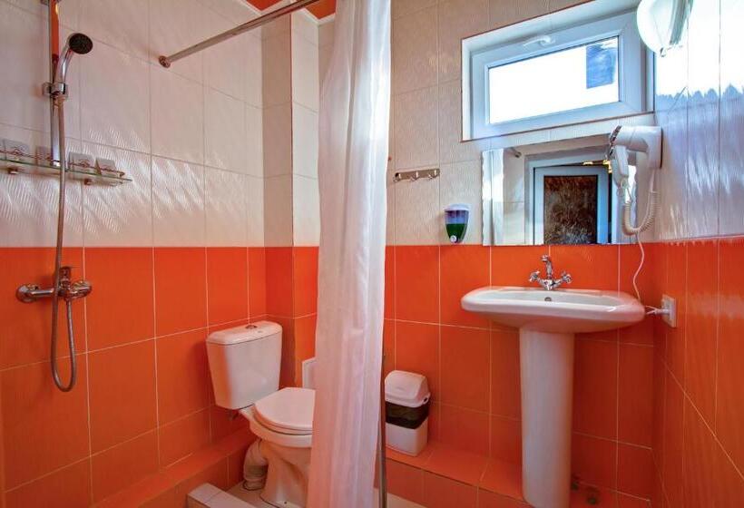 اتاق استاندارد, Kausar