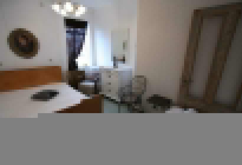 اتاق استاندارد با سرویس بهداشتی مشترک, Dalvík Hostel Gimli