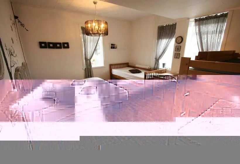 اتاق خانوادگی با سرویس بهداشتی مشترک, Dalvík Hostel Gimli