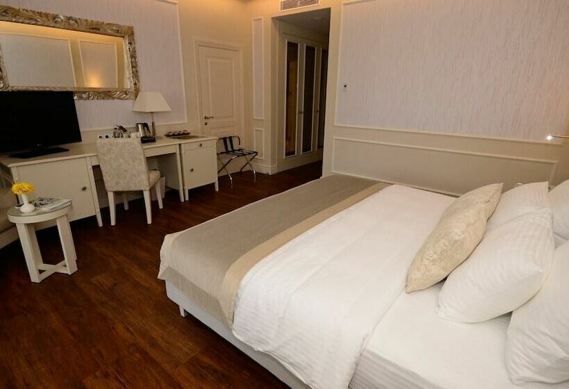 اتاق کلاب, Garabag Resort&spa