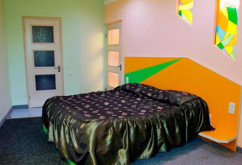 سوییت, дом писателей цахкадзора