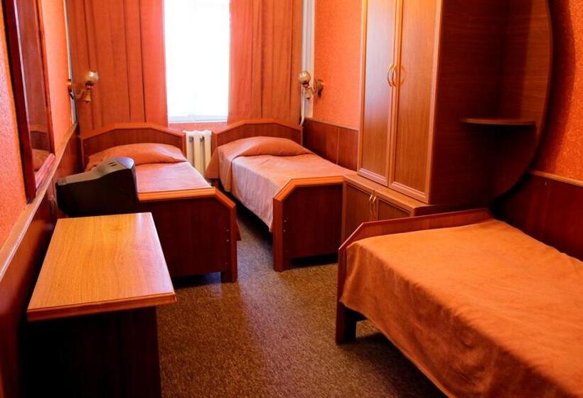 اتاق سوپریور سه تخته, дом писателей цахкадзора