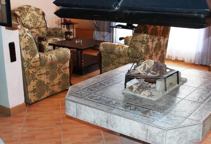 سوییت دوبلکس, дом писателей цахкадзора