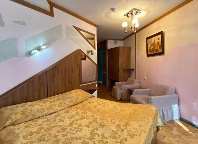 اتاق لوکس یک تخته, дом писателей цахкадзора