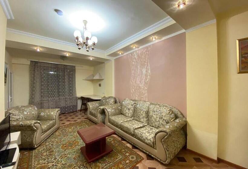 سوییت, дом писателей цахкадзора