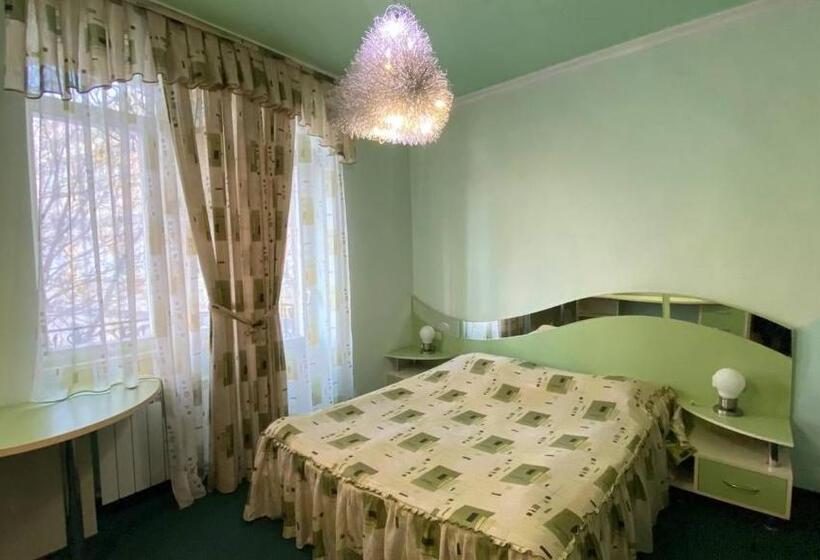 سوییت دوبلکس, дом писателей цахкадзора