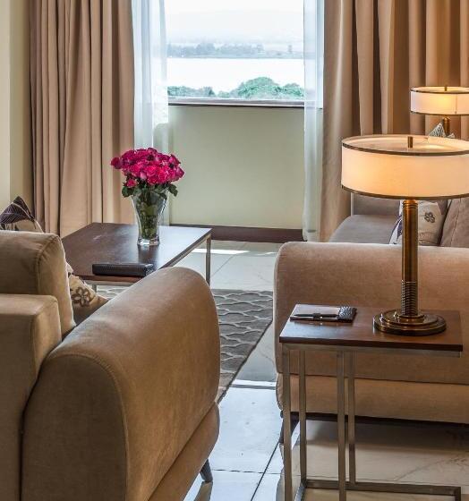 バルコニー付スイート, Acacia Premier