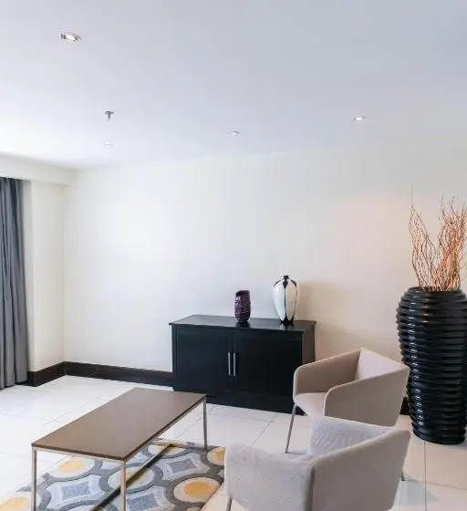 سوئیت پرزیدنت, Acacia Premier