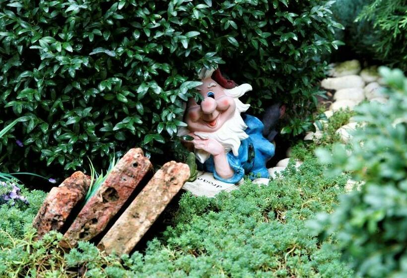 اتاق استاندارد, Albert House Hotel And Tours