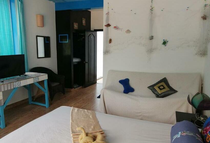 غرفة قياسية مطلّة علي البحر مزوَّدة بشُرفة, De La Plage