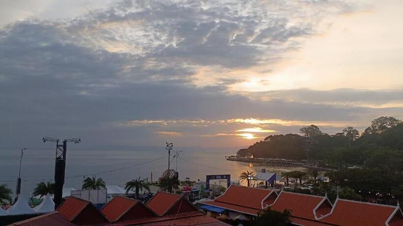 غرفة ديلوكس مطلّة علي البحر, De La Plage