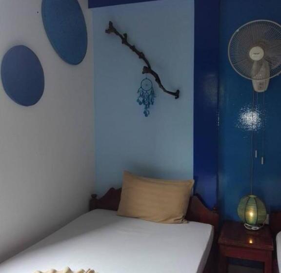 غرفة كلاسيكية ثلاثية, De La Plage