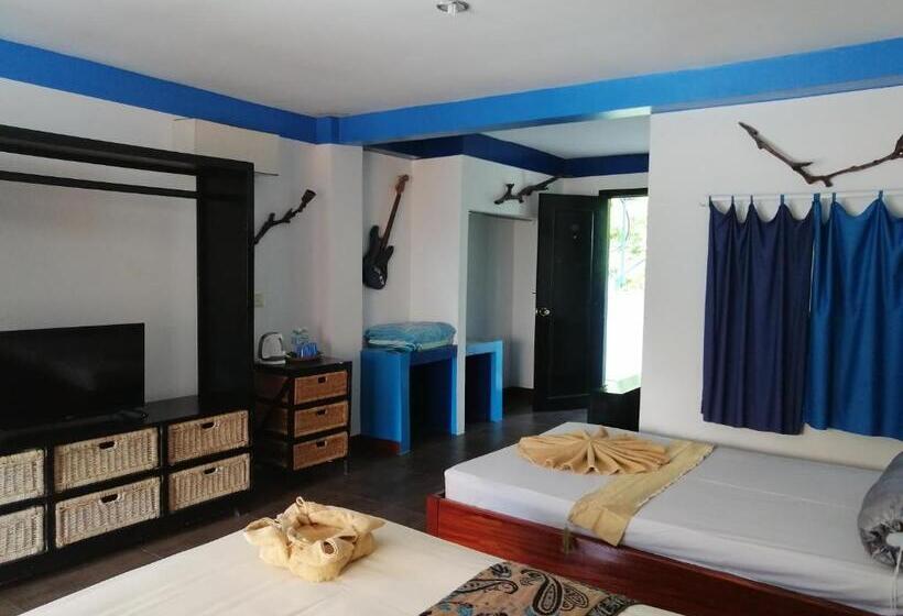 غرفة ديلوكس مطلّة علي البحر مزوَّدة بشُرفة, De La Plage