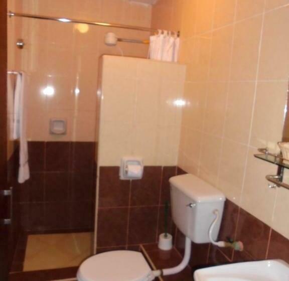 اتاق لوکس, Hillcourt Resort And Spa