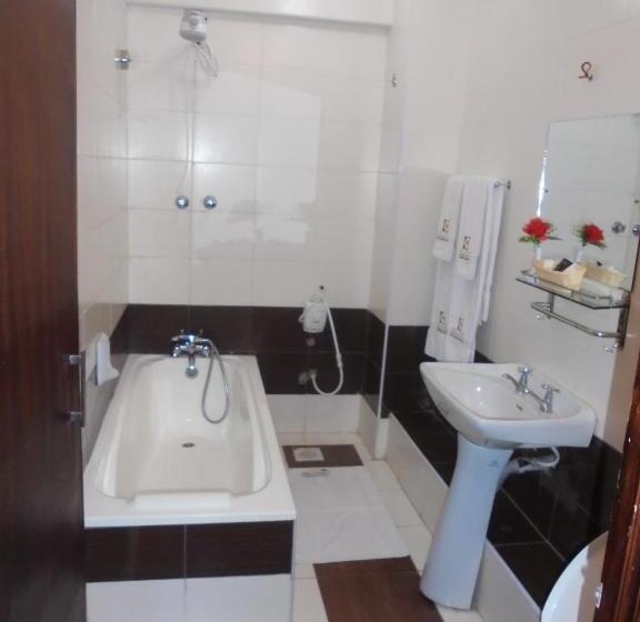 سوییت اجرایی, Hillcourt Resort And Spa