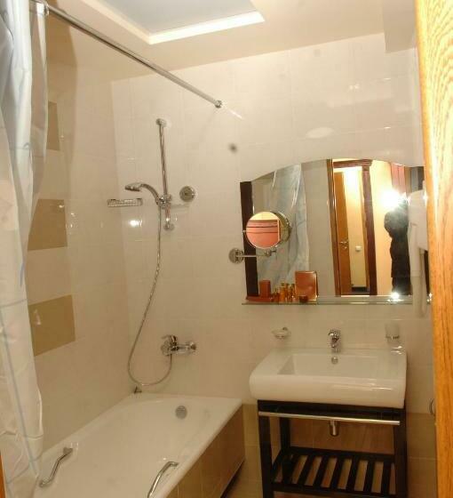 Номер Deluxe, Jupiter