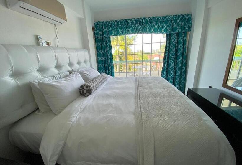 اتاق لوکس با تخت بزرگ, Match Resort