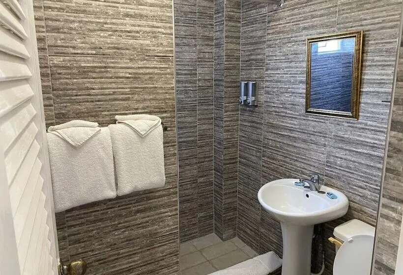 اتاق لوکس, Match Resort