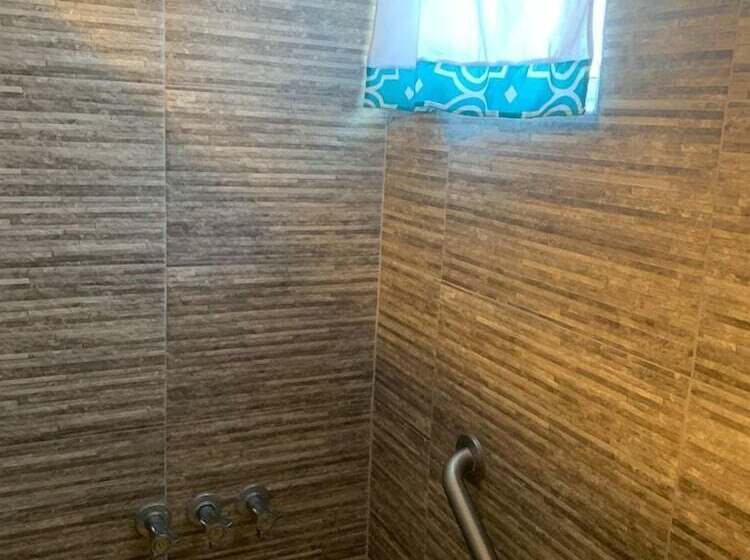 اتاق لوکس, Match Resort