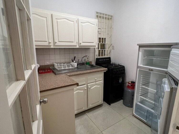 ویلای 2 خوابه, Match Resort