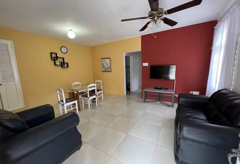 ویلای 2 خوابه, Match Resort