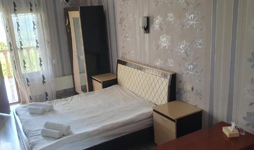 غرفة قياسية, Odzun