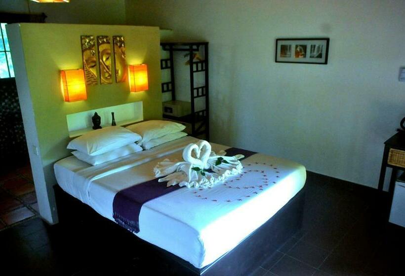 بنجلو سوبيريور, Raingsey Bungalow