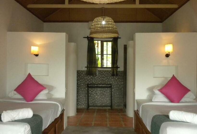 بنجلو سوبيريور, Raingsey Bungalow