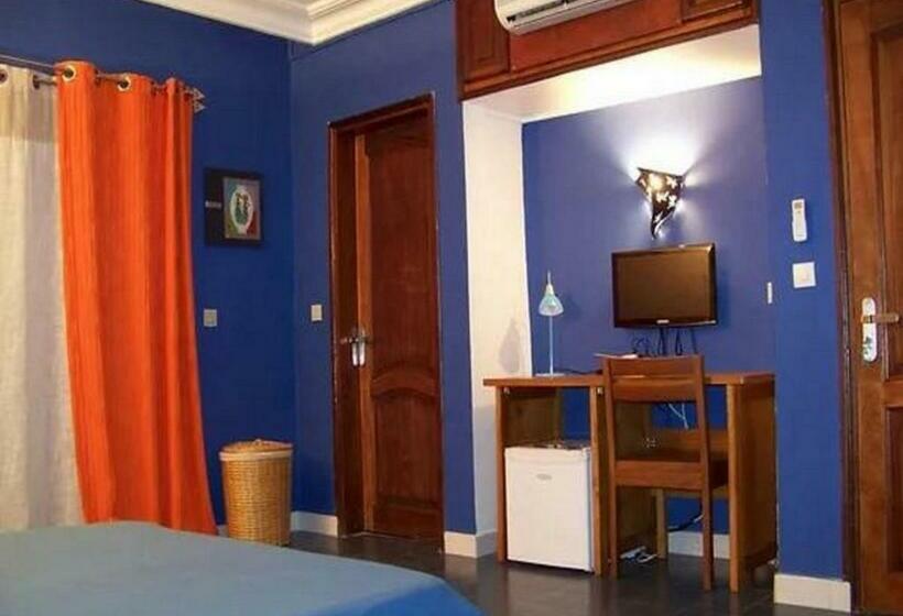 اتاق استاندارد با چشمانداز باغ, Villa Anakao Abidjan