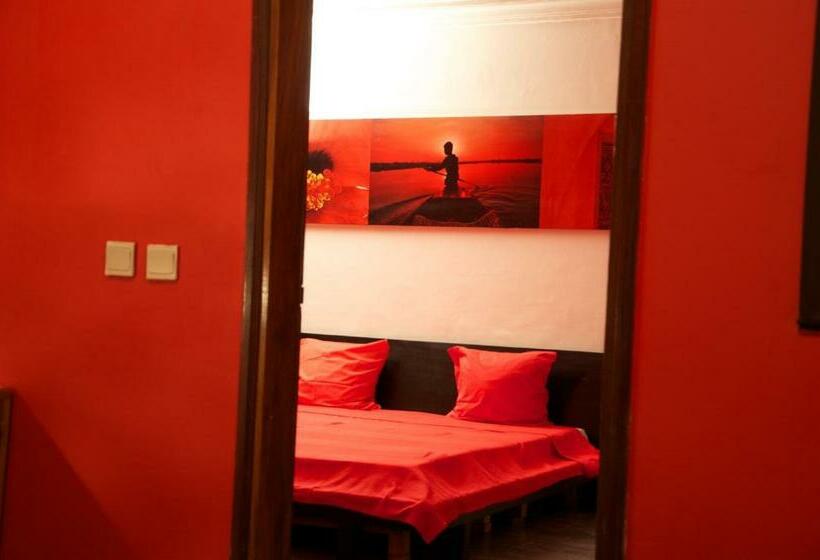 سوئیت با تخت بزرگ, Villa Anakao Abidjan