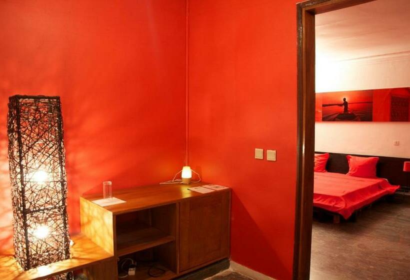 سوئیت با تخت بزرگ, Villa Anakao Abidjan