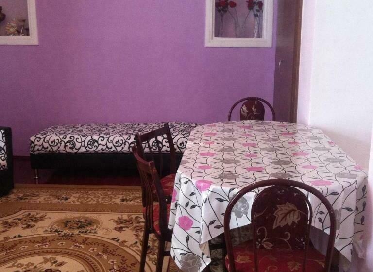 اتاق کلاسیک خانوادگی, Ilgar's Hostel