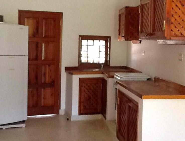 ویلای 3 خوابه, Kola Beach Resort