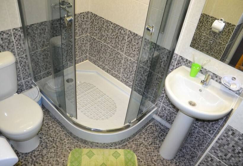 جناح, Mini Hotel Euro