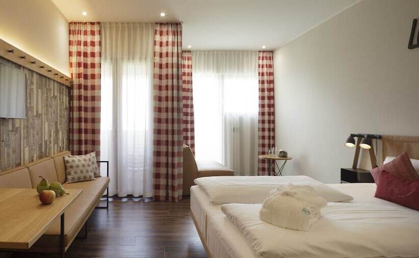 Номер Комфорт, Mjus Resort & Thermal Park