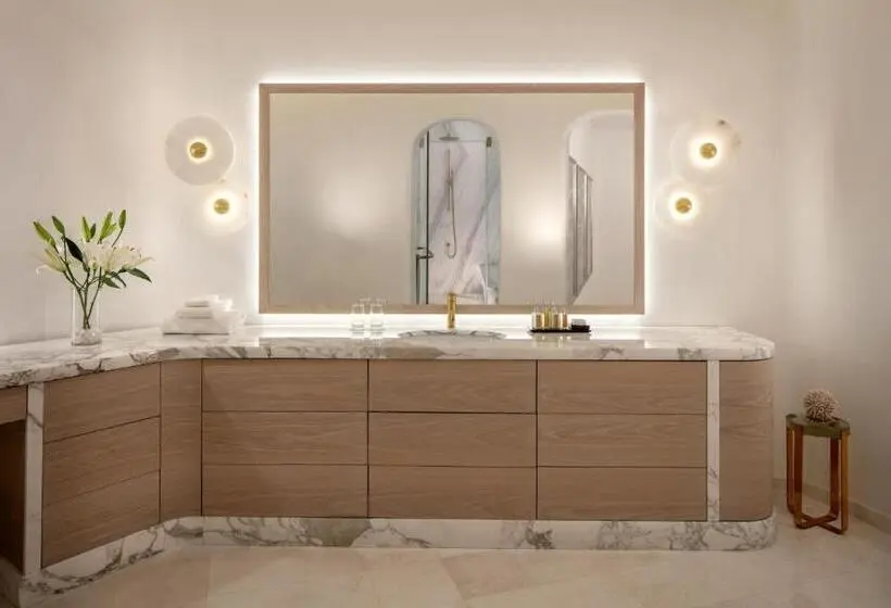 Royal Suite