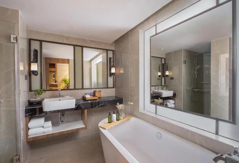 Premium Room Pool View