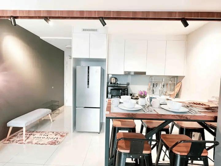 سوییت لوکس, Ekocheras Cozy Suite By Guestonic