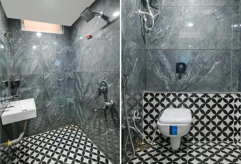 デラックスルーム, Fabhotel Classic Inn