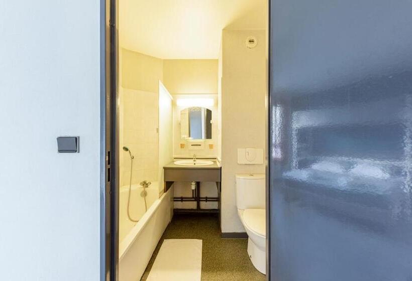 غرفة قياسية ثلاثية, Hôtel La Nonette Asterix, Cdg Airport & Paris Centre