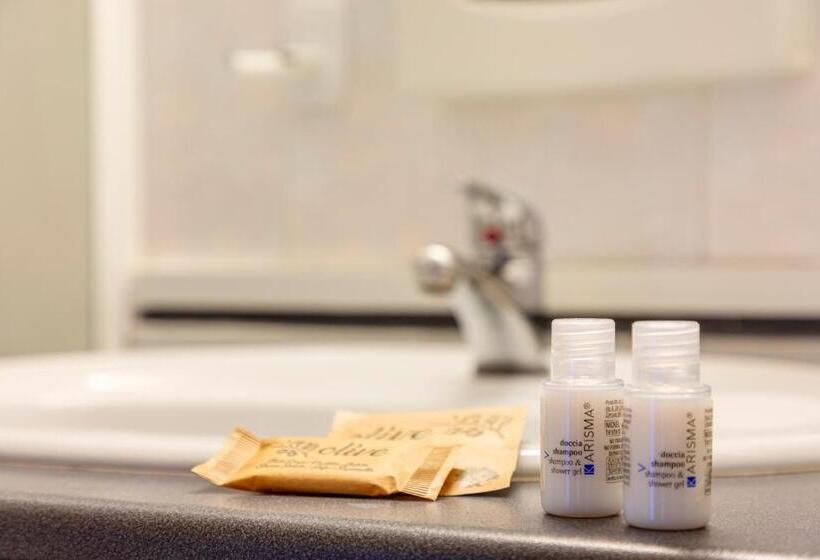 غرفة قياسية ثلاثية, Hôtel La Nonette Asterix, Cdg Airport & Paris Centre