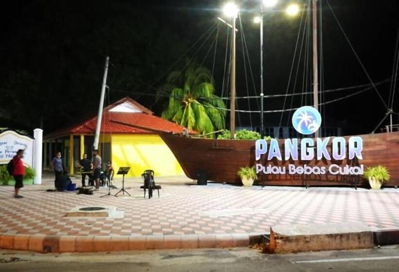 带3个卧室的公寓, Pangkor Staycation Apartment