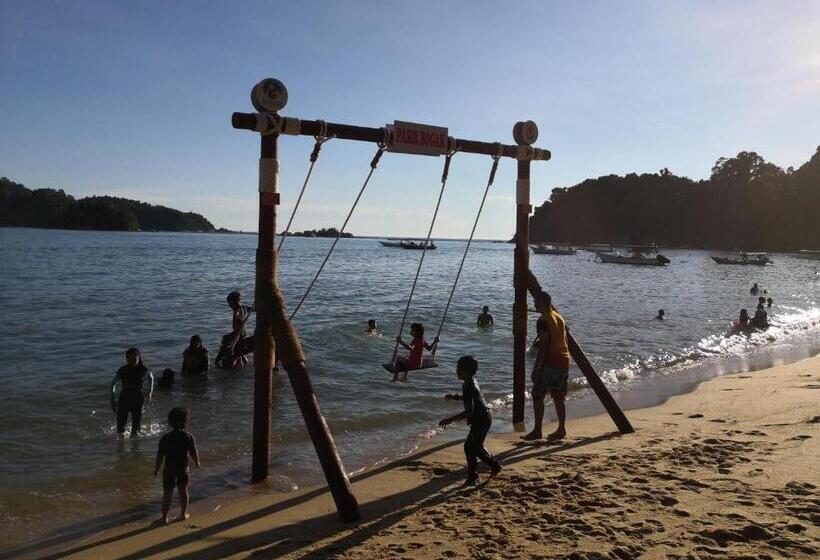 带3个卧室的公寓, Pangkor Staycation Apartment