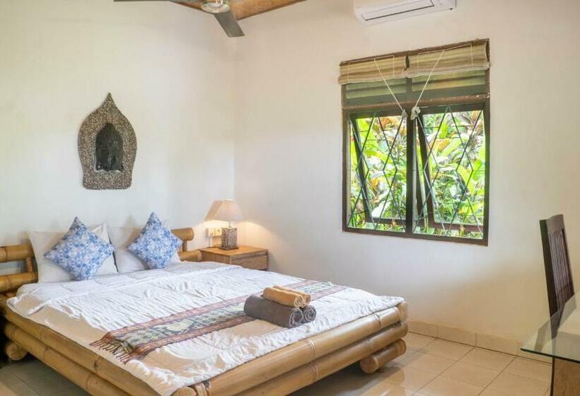 غرفة قياسية, In Da Lodge