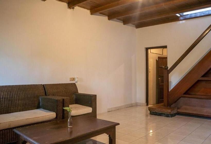 غرفة قياسية رباعية, In Da Lodge