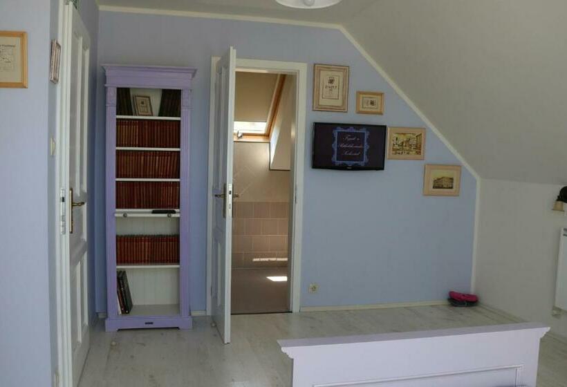 Апартаменты 2 Спальни, Fogadó A Patkolókovácshoz Vendégház Szekszárd