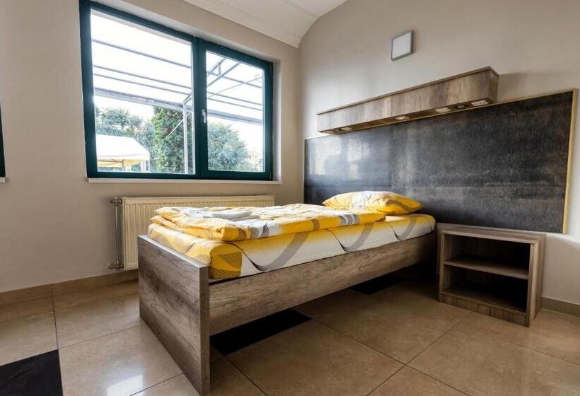 آپارتمان 1 خوابه, Napfény Panzió és Rendezvényház